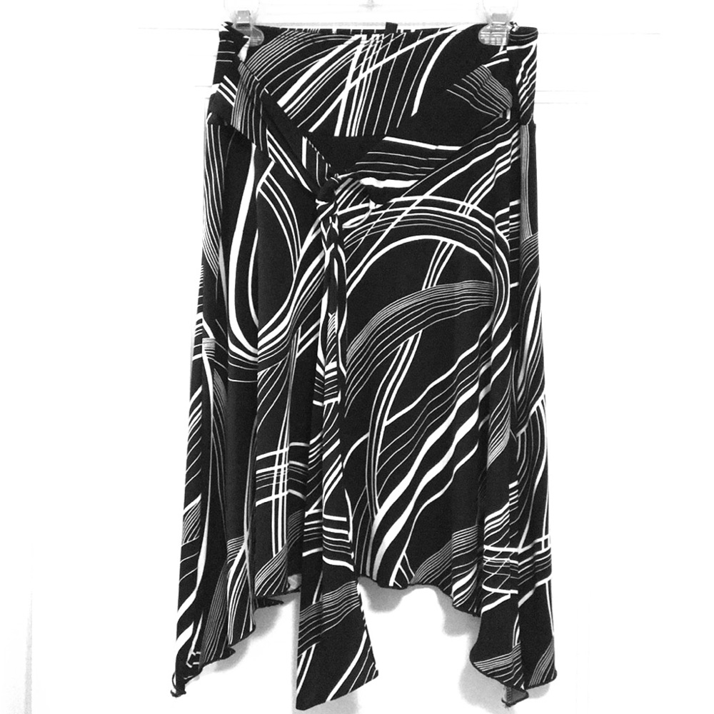 Black and white flowy skirt.